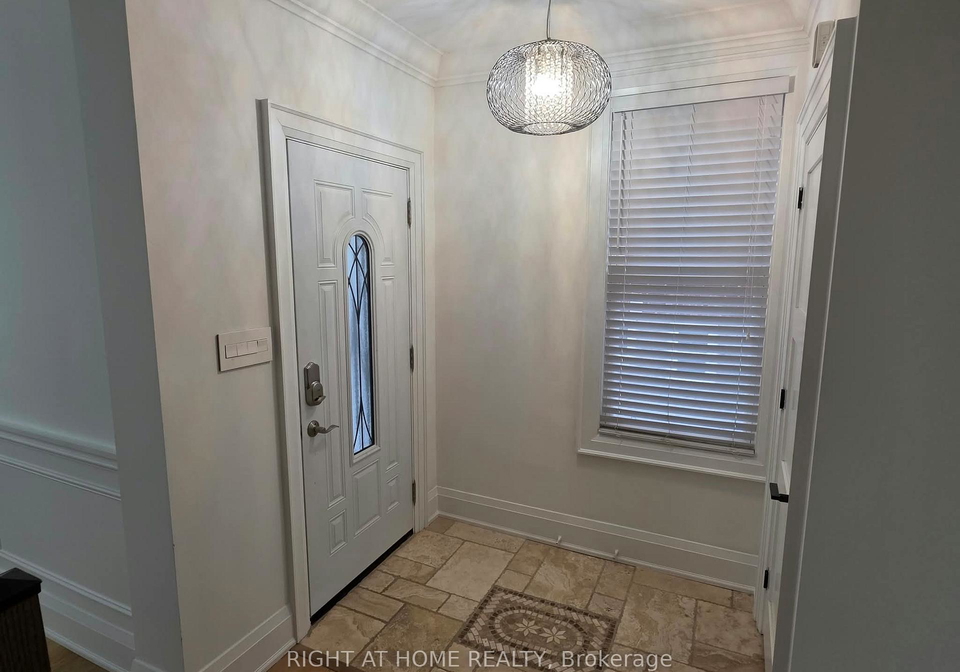 154-davisville-avenue-toronto-toronto-ontario-c13776700