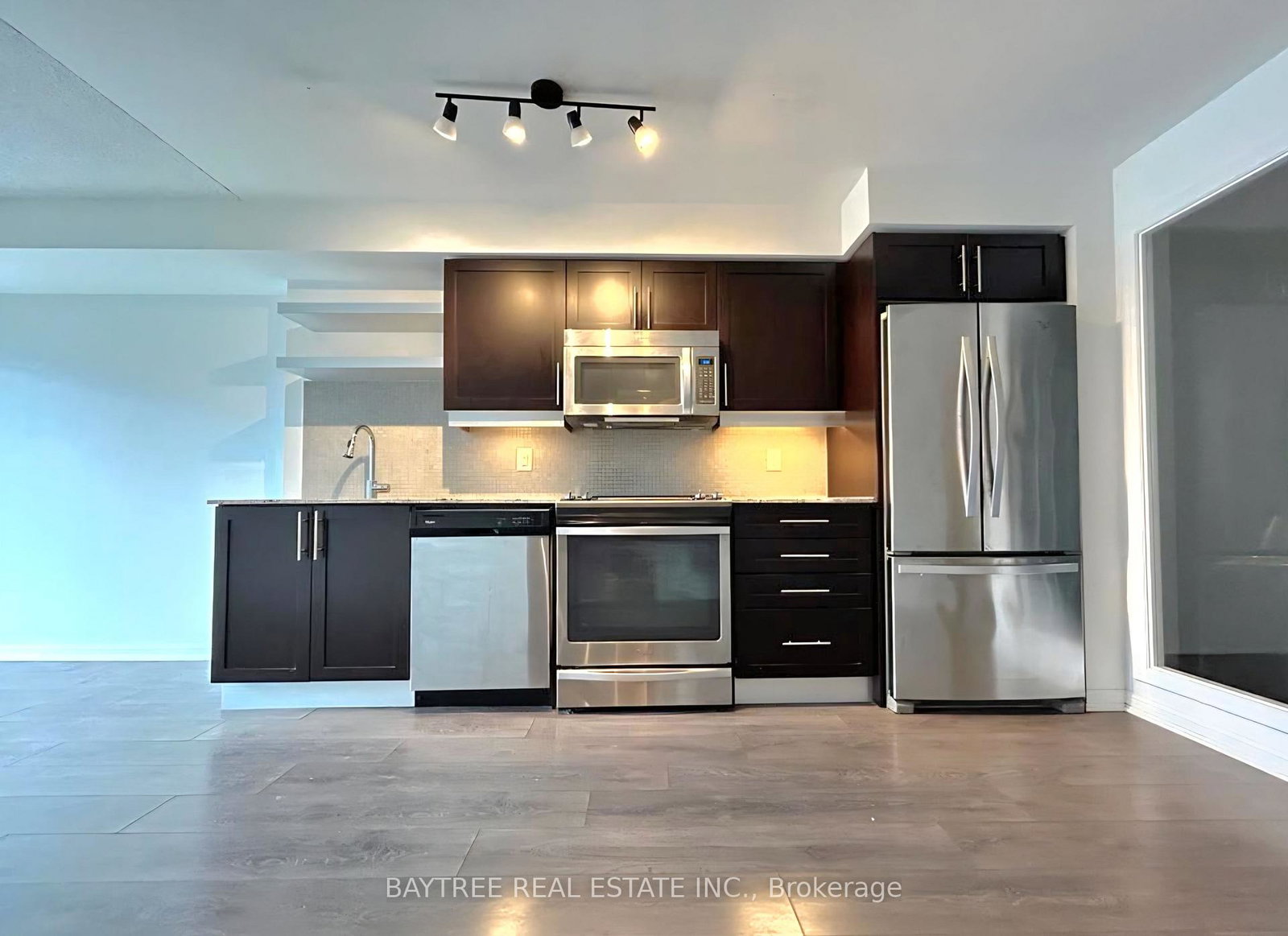 400-adelaide-street-e-toronto-toronto-ontario-c13776758