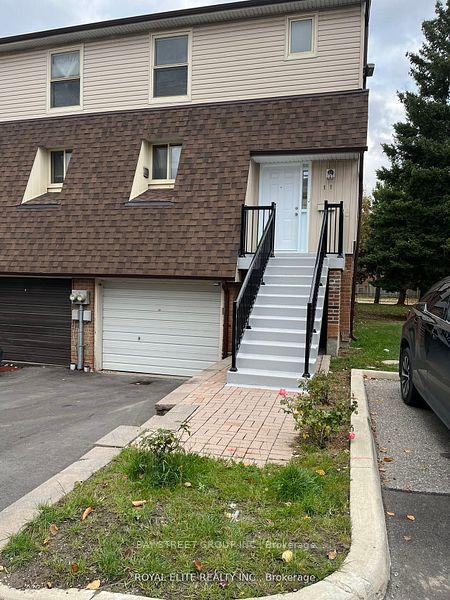 11-yellow-birch-way-toronto-north-york-ontario-c13777352