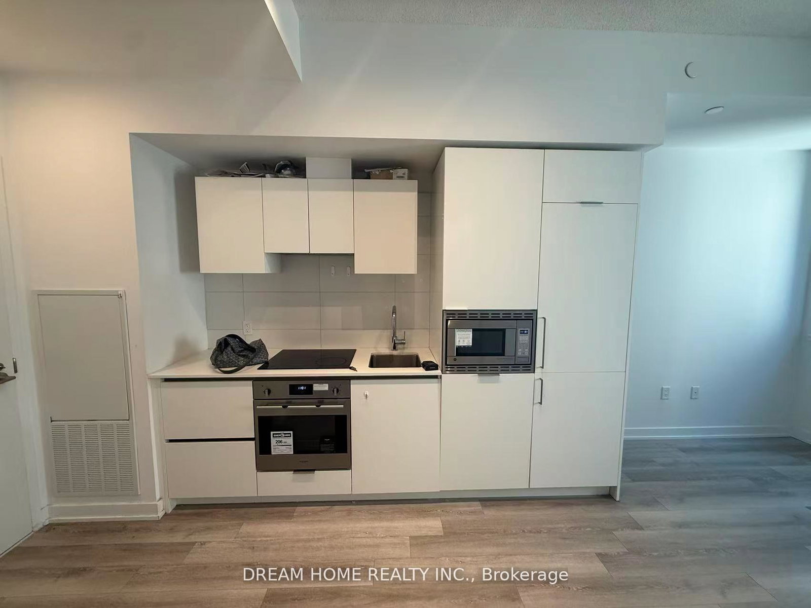 238-simcoe-street-toronto-toronto-ontario-c13777438