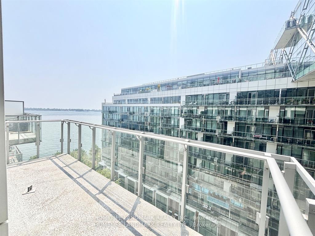 39-queens-quay-e-toronto-toronto-ontario-c13777472