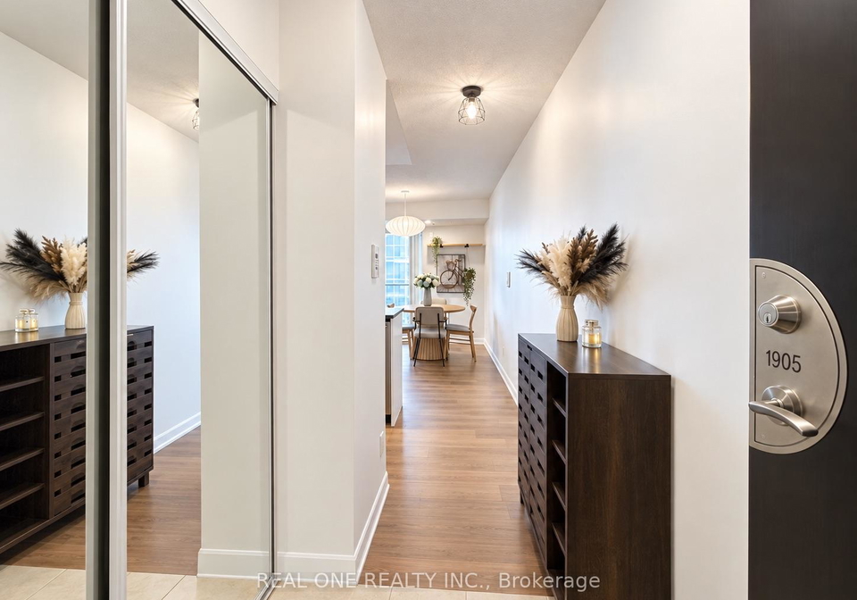 5793-yonge-street-toronto-north-york-ontario-c13777510