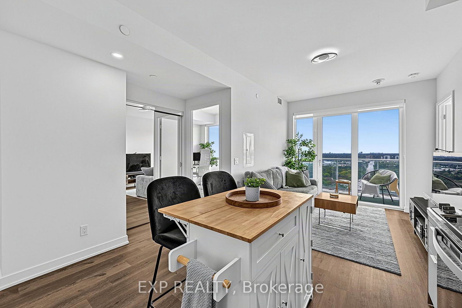 10-deerlick-court-toronto-north-york-ontario-c13777596