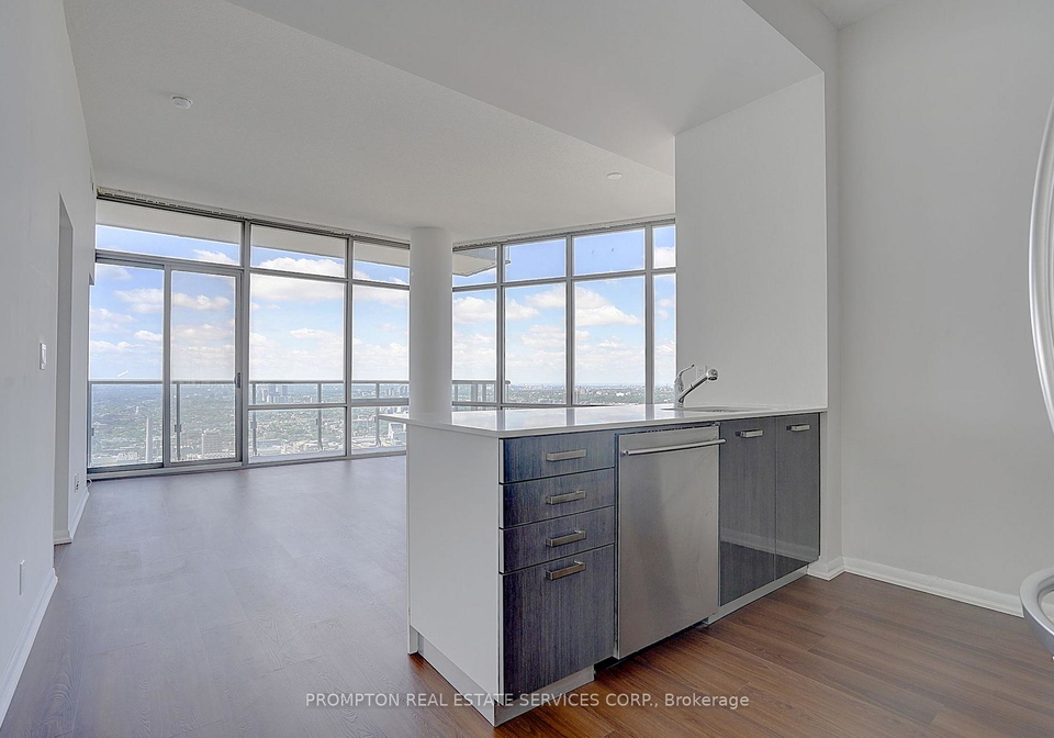 832-bay-street-toronto-toronto-ontario-c13778208