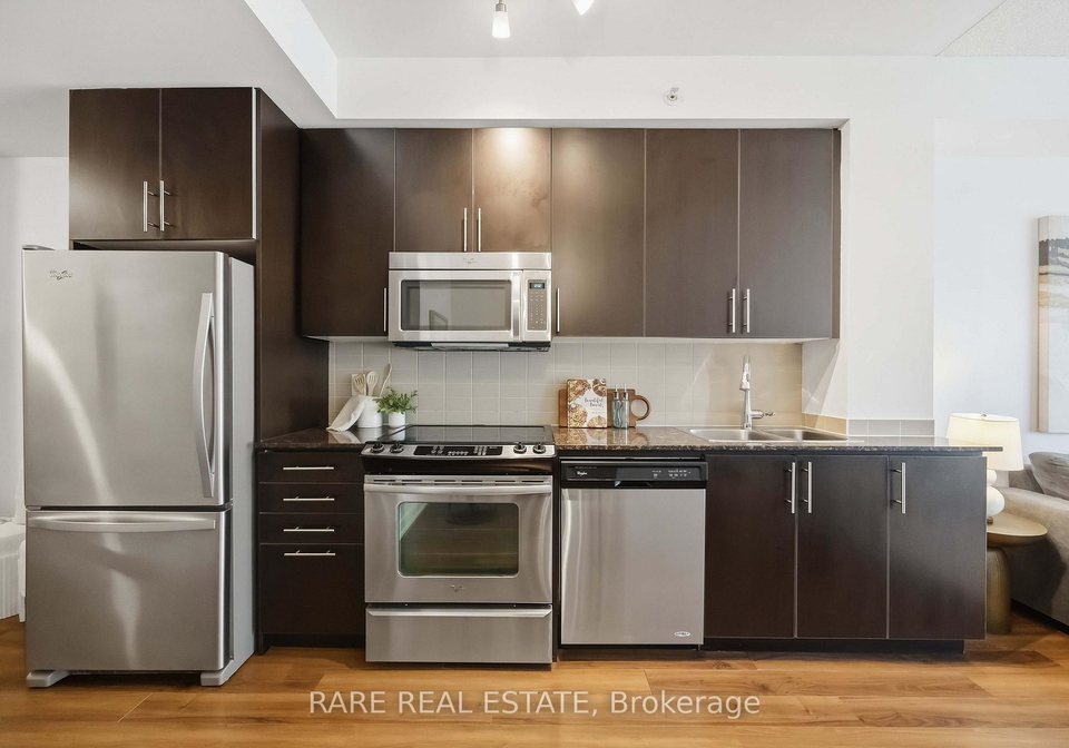 60-berwick-avenue-toronto-toronto-ontario-c13778832