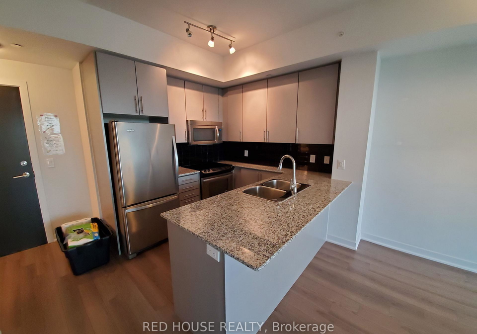 60-berwick-avenue-toronto-toronto-ontario-c13778854