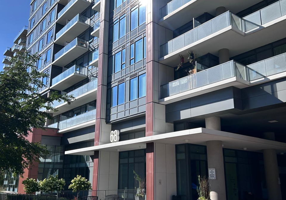 68-canterbury-place-toronto-toronto-ontario-c13778944