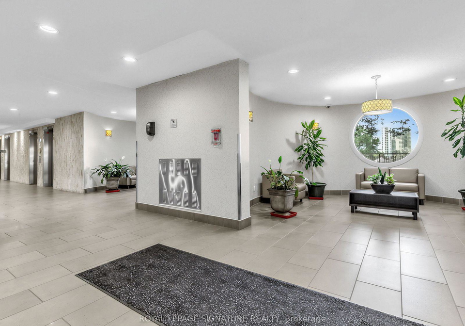 5-parkway-forest-drive-toronto-north-york-ontario-c13779358