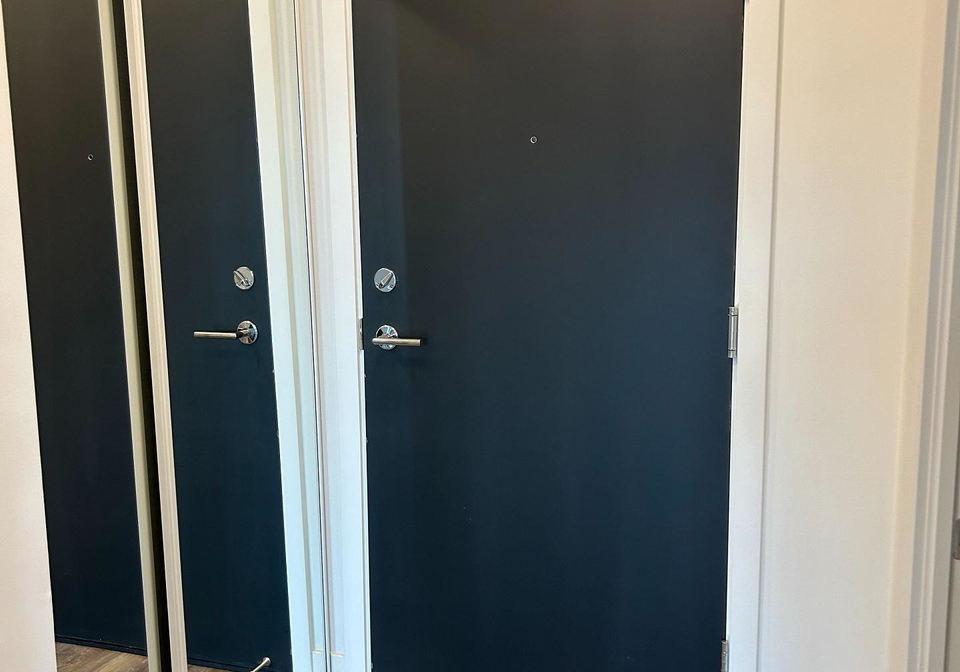 250-lawrence-avenue-toronto-toronto-ontario-c13779444