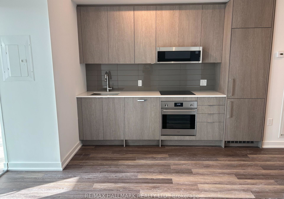 250-lawrence-avenue-toronto-toronto-ontario-c13779444