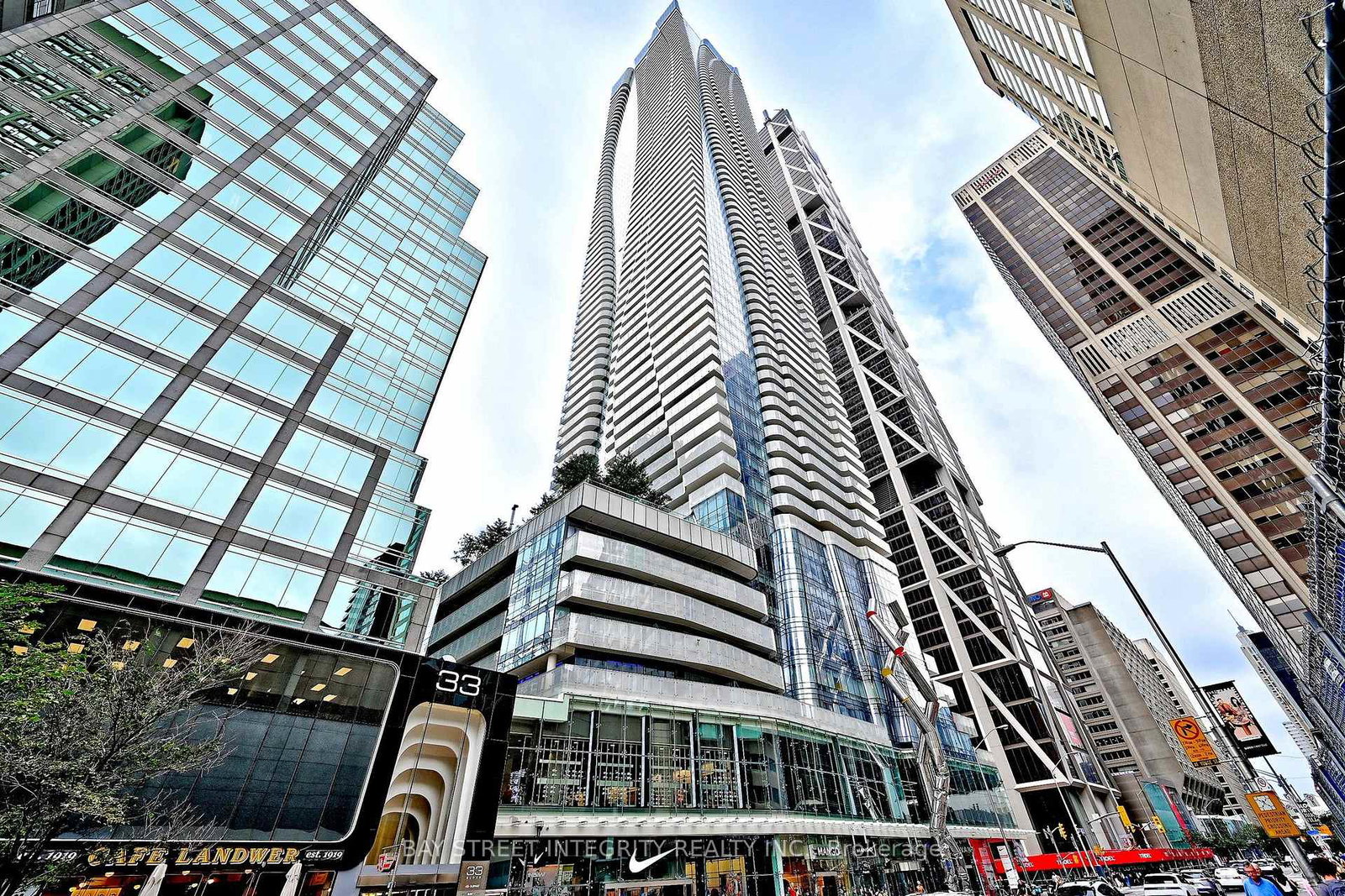 1-bloor-street-e-toronto-toronto-ontario-c13779576