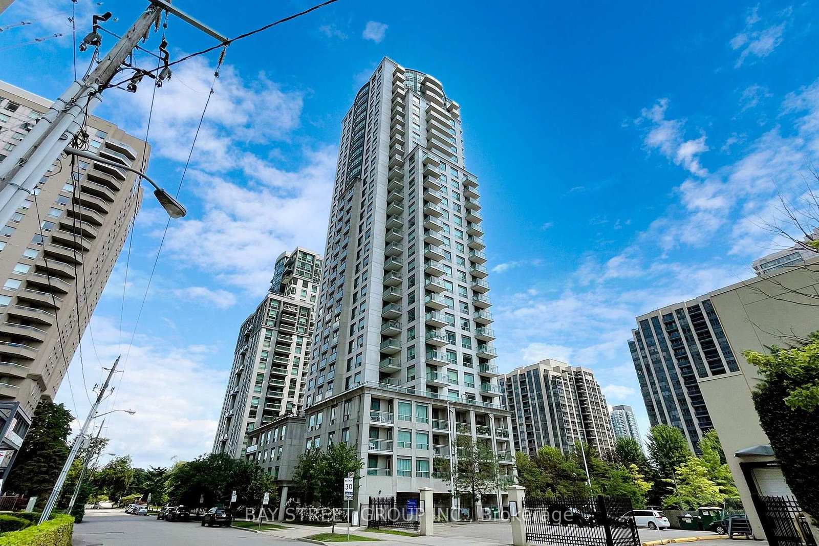 21-hillcrest-avenue-toronto-north-york-ontario-c13779736