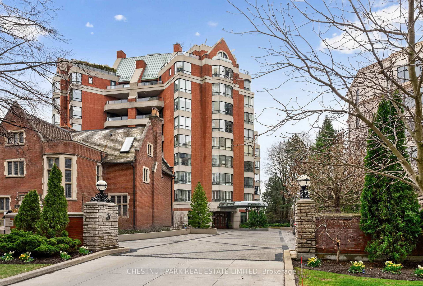 33-jackes-avenue-toronto-toronto-ontario-c13779786