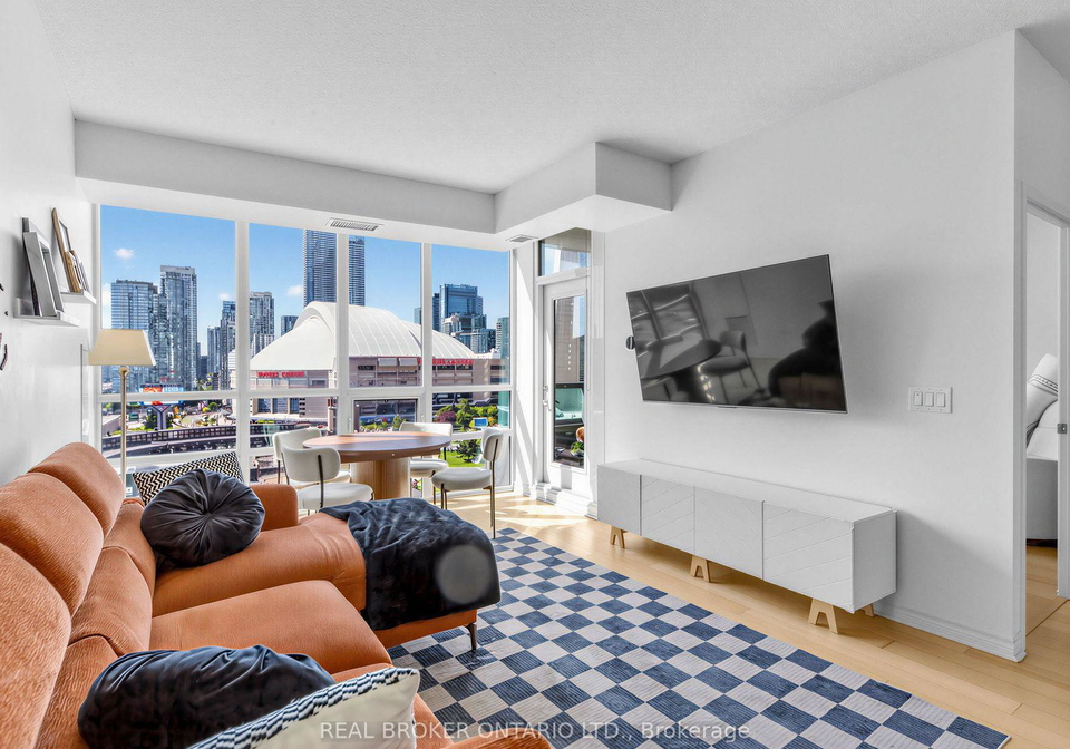 25-lower-simcoe-street-toronto-toronto-ontario-c13779806