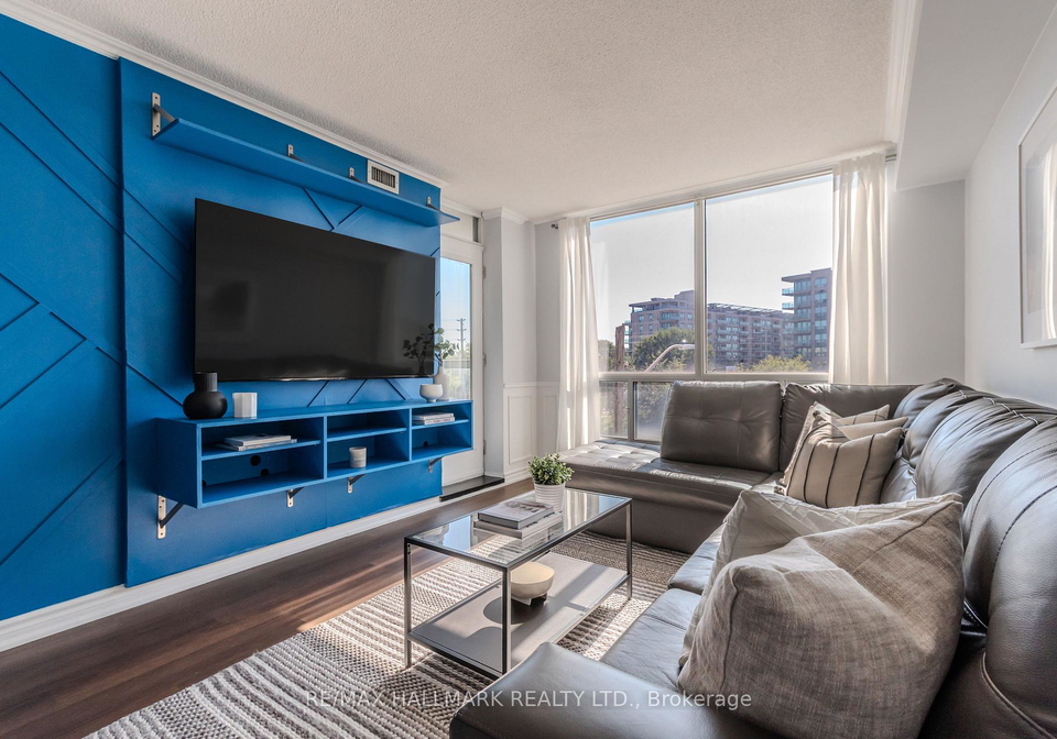 906-sheppard-avenue-w-toronto-toronto-ontario-c13779952