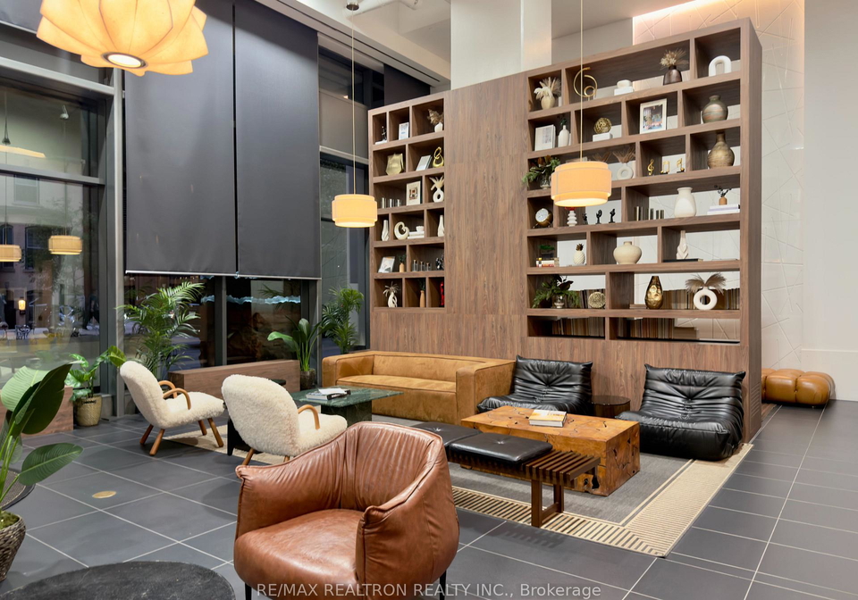 21-widmer-street-toronto-toronto-ontario-c13780036
