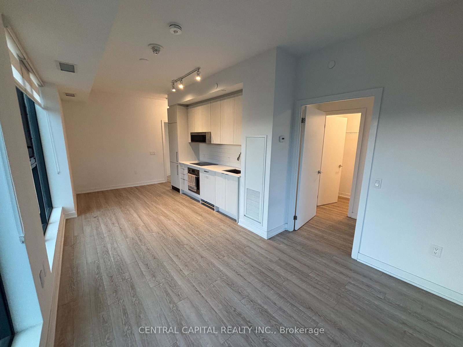 250-lawrence-avenue-w-toronto-toronto-ontario-c13781046