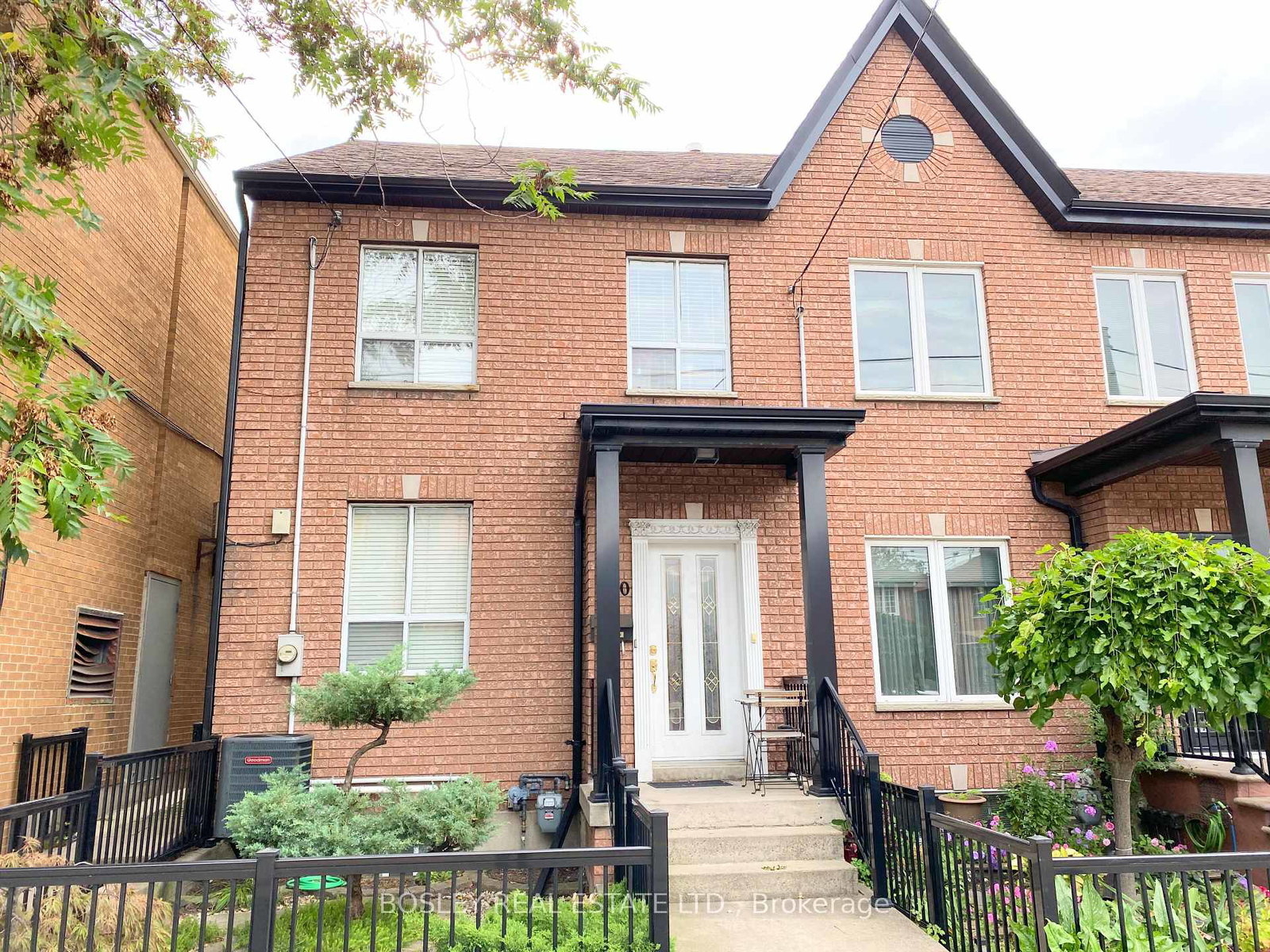 260-ossington-avenue-toronto-toronto-ontario-c13782108