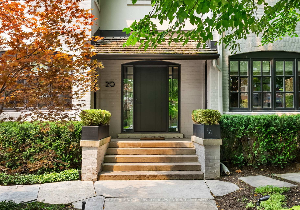20-whitney-avenue-toronto-toronto-ontario-c13782178