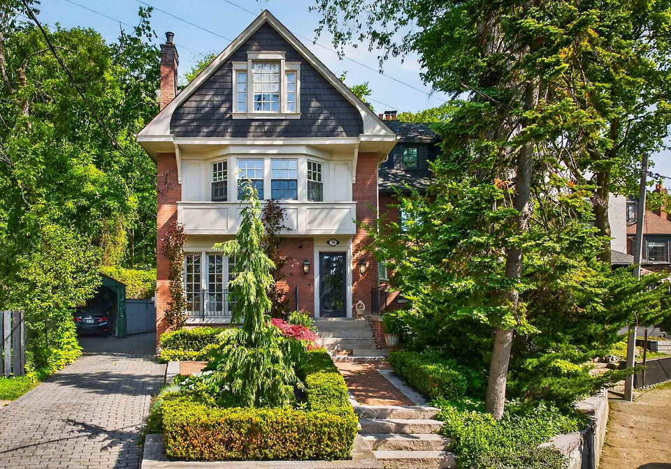 30-edgewood-crescent-toronto-toronto-ontario-c13782296