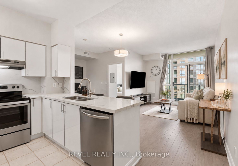 231-fort-york-boulevard-toronto-toronto-ontario-c13782346
