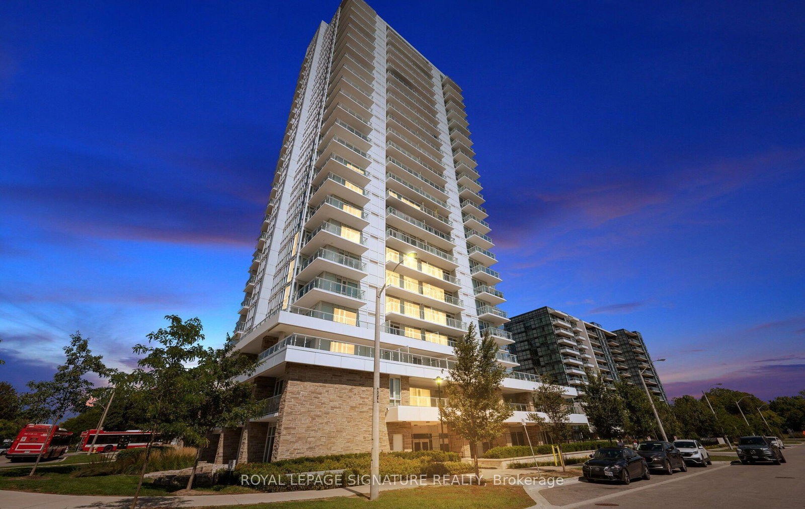 10-deerlick-court-toronto-north-york-ontario-c13782406