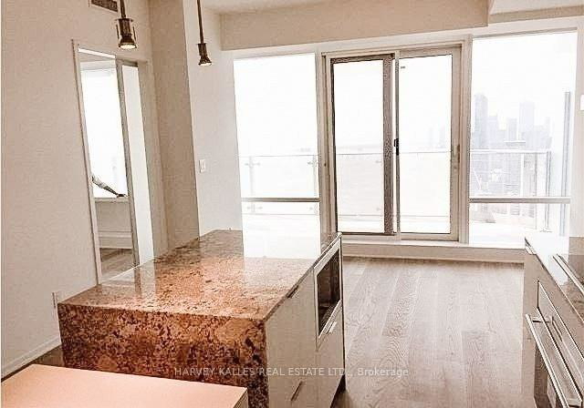 1-bloor-street-e-toronto-toronto-ontario-c13782496