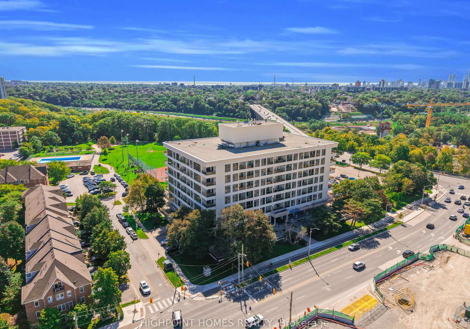 1-leaside-park-drive-toronto-east-york-ontario-c13782746