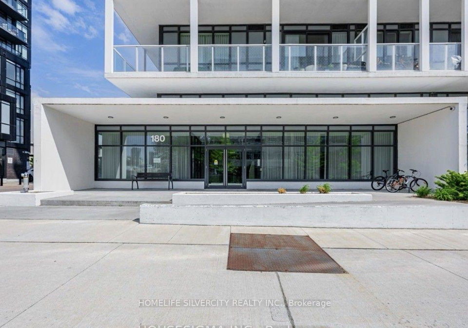 180-fairview-mall-drive-toronto-north-york-ontario-c13782776