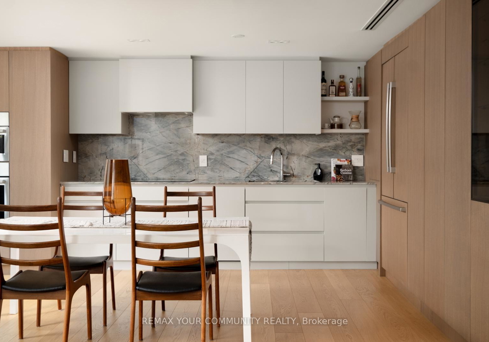 349-st-clair-avenue-w-toronto-toronto-ontario-c13783026