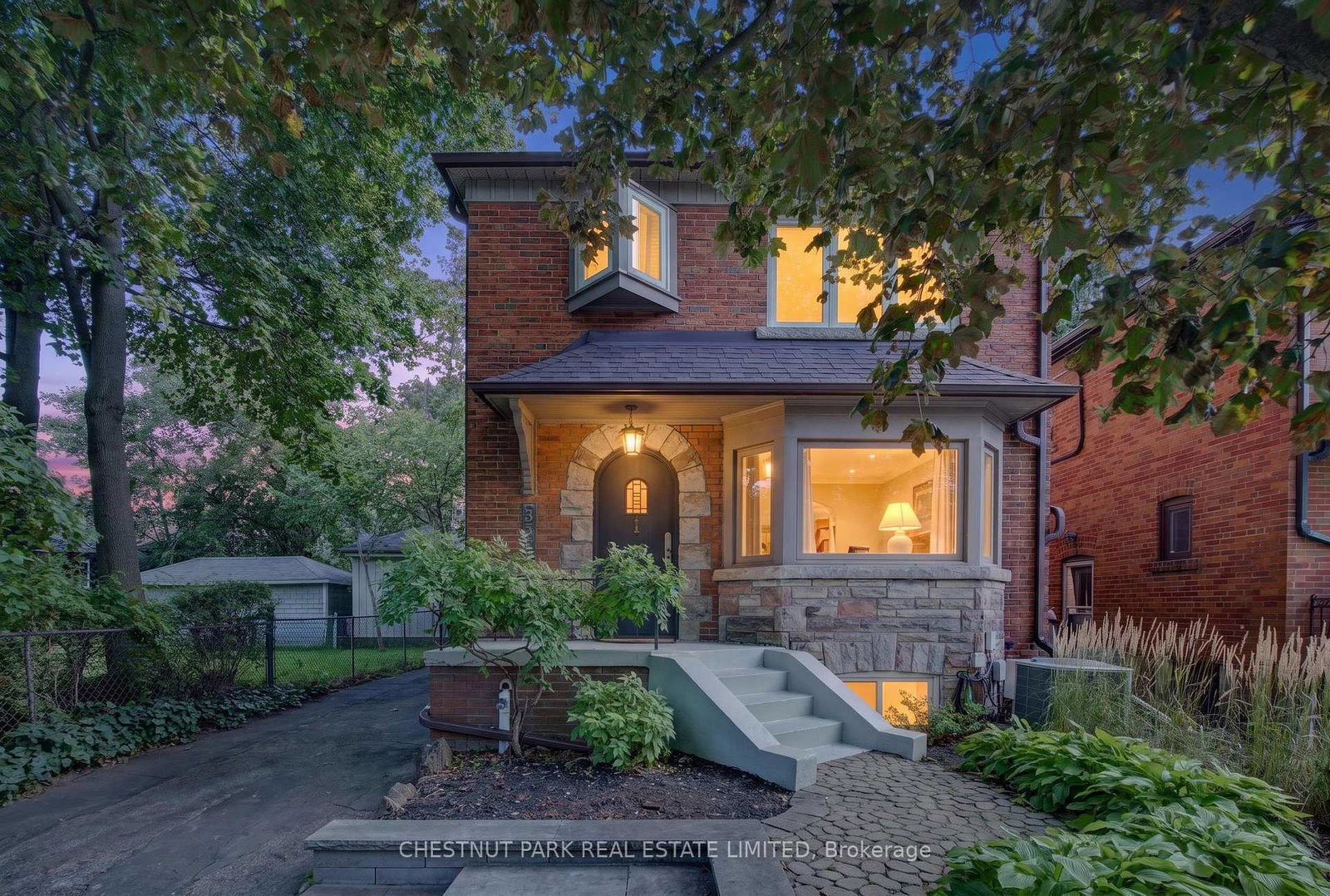 521-sutherland-drive-toronto-east-york-ontario-c13783372