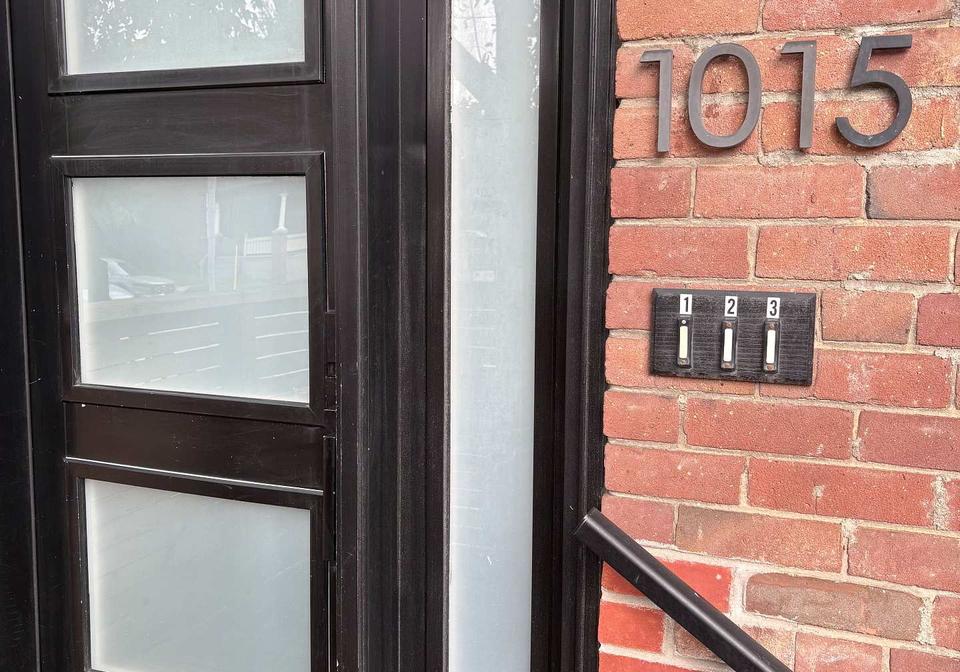 1015-bathurst-street-toronto-toronto-ontario-c13783476