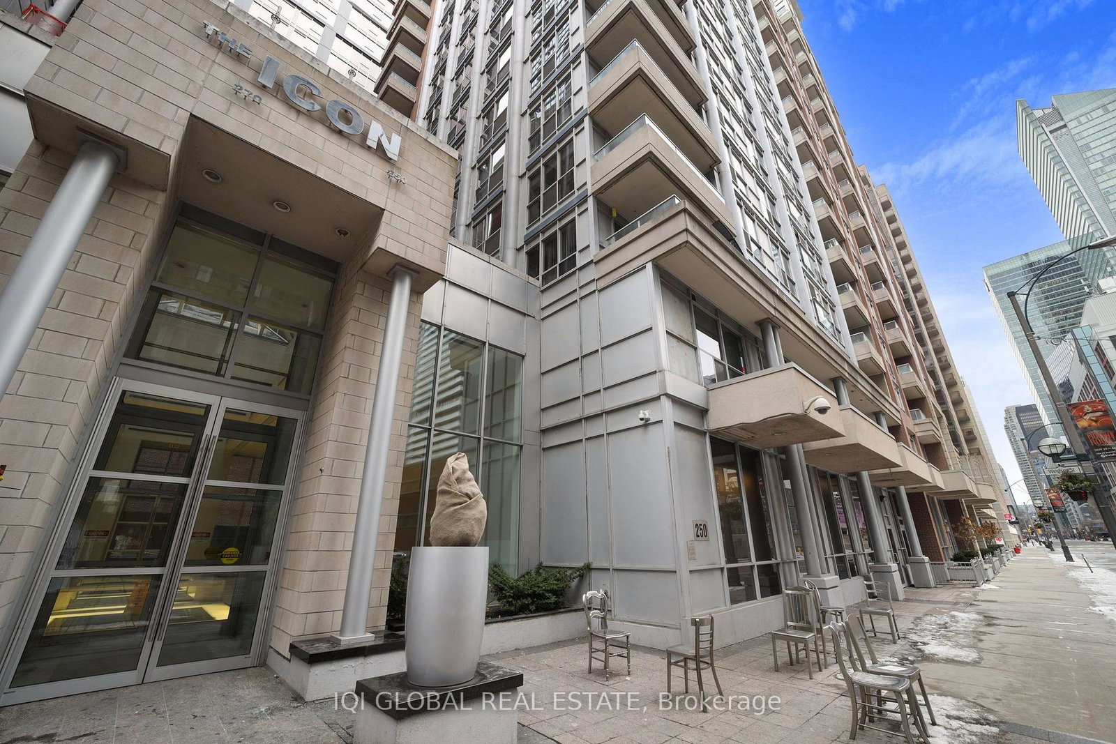 250-wellington-street-w-toronto-toronto-ontario-c13783514