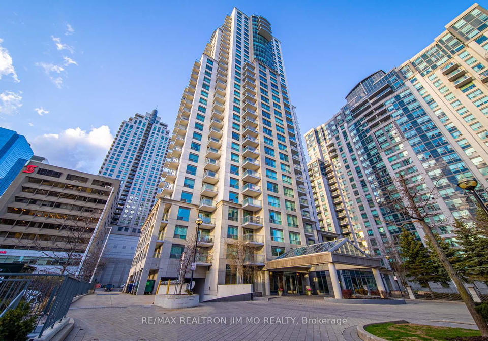 21-hillcrest-avenue-toronto-north-york-ontario-c13783652