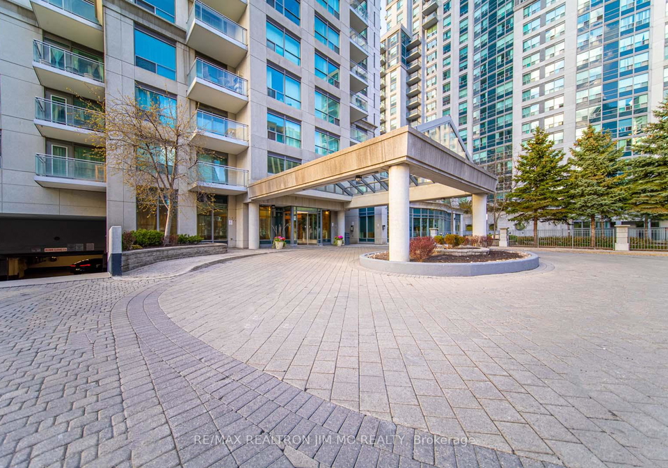 21-hillcrest-avenue-toronto-north-york-ontario-c13783652