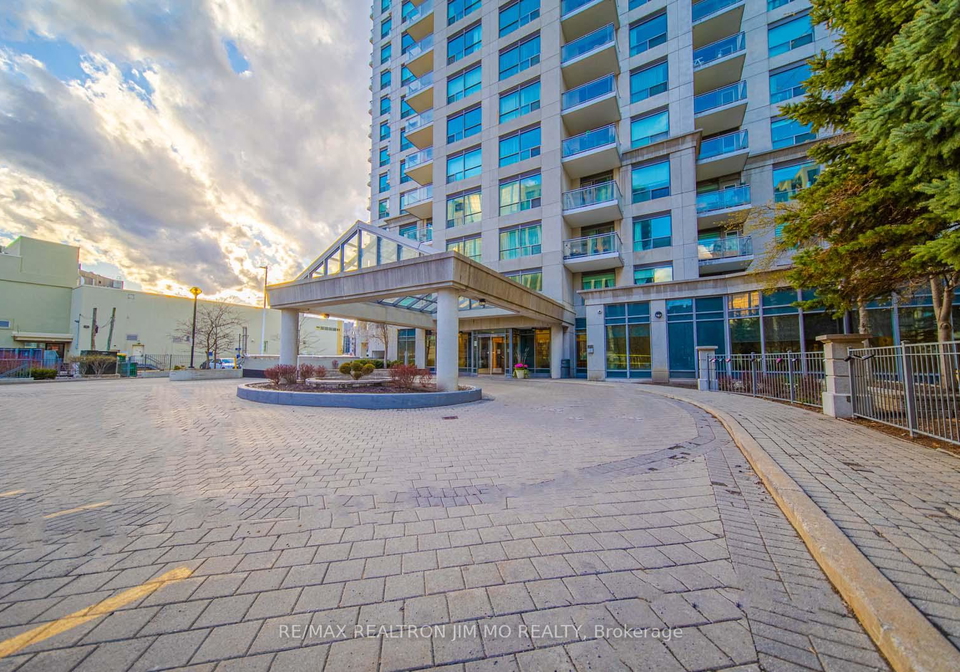 21-hillcrest-avenue-toronto-north-york-ontario-c13783652