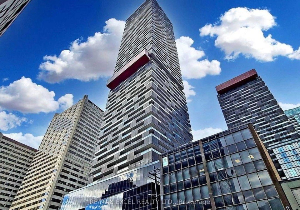8-eglinton-avenue-e-toronto-toronto-ontario-c13783670