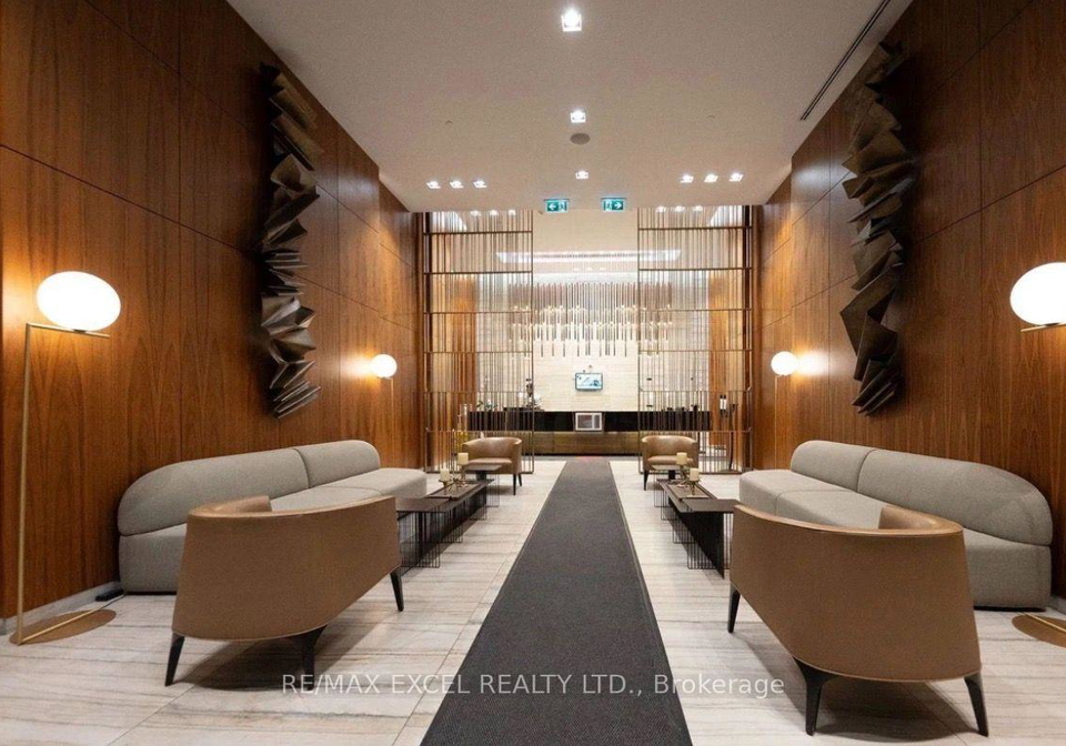 8-eglinton-avenue-e-toronto-toronto-ontario-c13783670