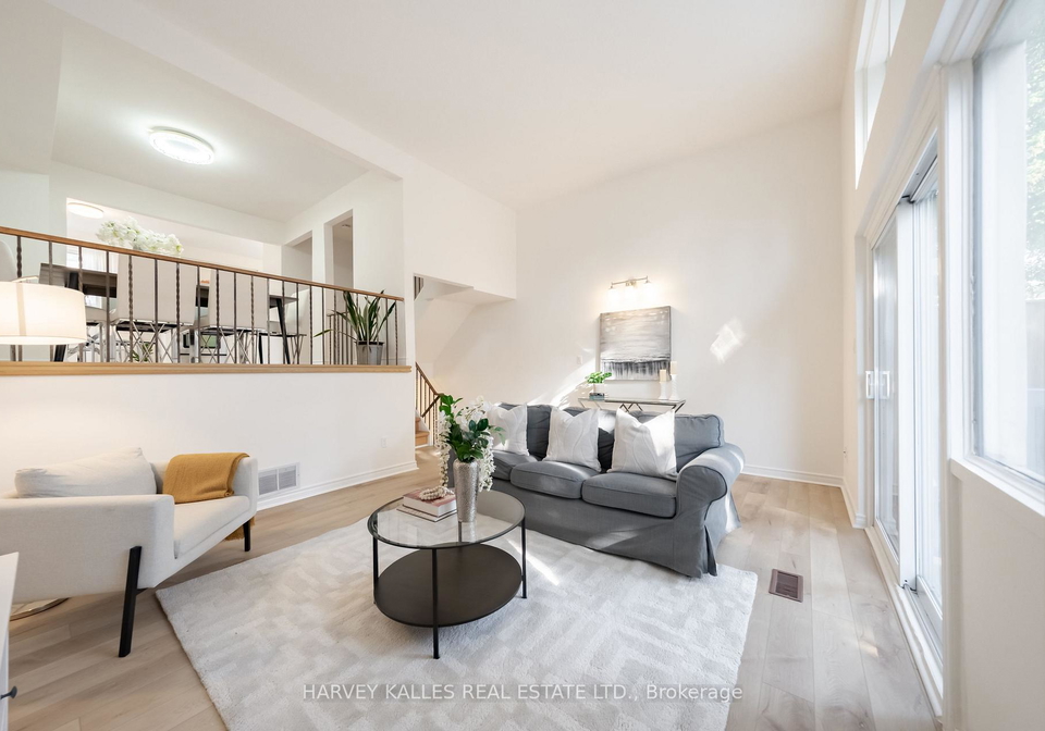 102-jenny-wren-way-toronto-north-york-ontario-c13783674