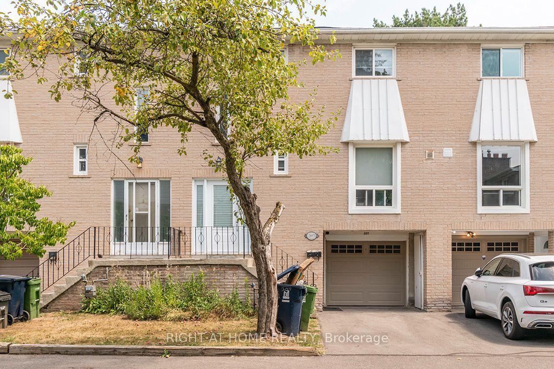 19-liszt-gate-toronto-north-york-ontario-c13783686