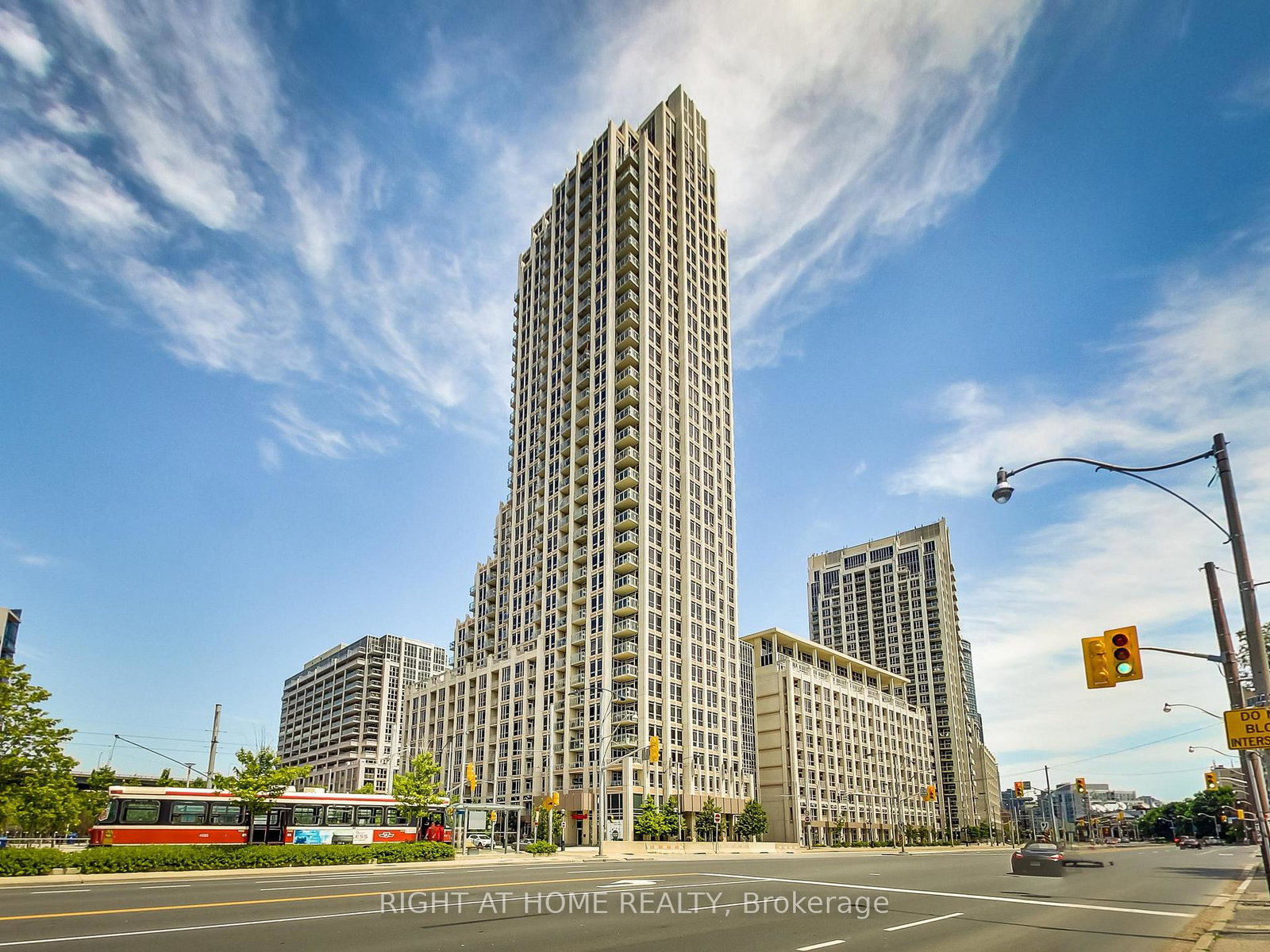 628-fleet-street-toronto-toronto-ontario-c13783958
