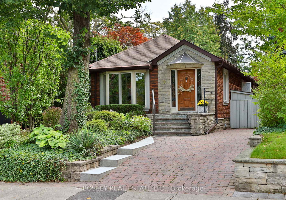 9-cameron-crescent-toronto-east-york-ontario-c13784024