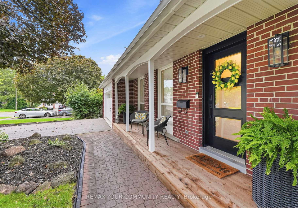 20-ringwood-crescent-toronto-north-york-ontario-c13784346