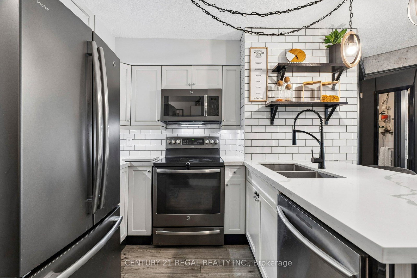 361-front-street-w-toronto-toronto-ontario-c13784666