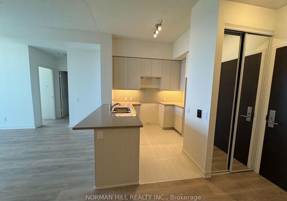 4955-yonge-street-toronto-north-york-ontario-c13784726