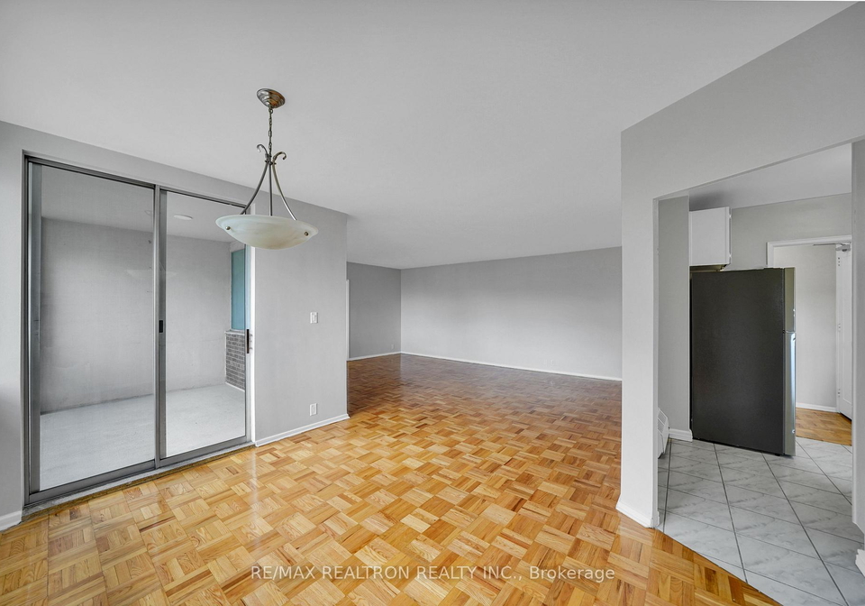 9-deer-park-crescent-toronto-toronto-ontario-c13784986