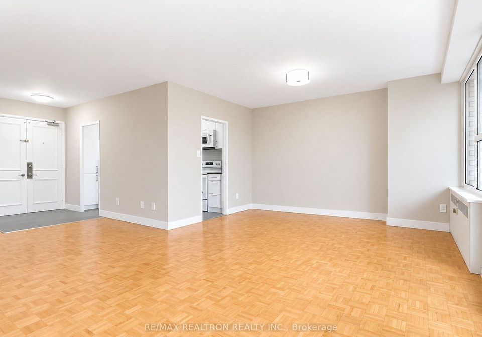 10-shallmar-boulevard-toronto-toronto-ontario-c13784998