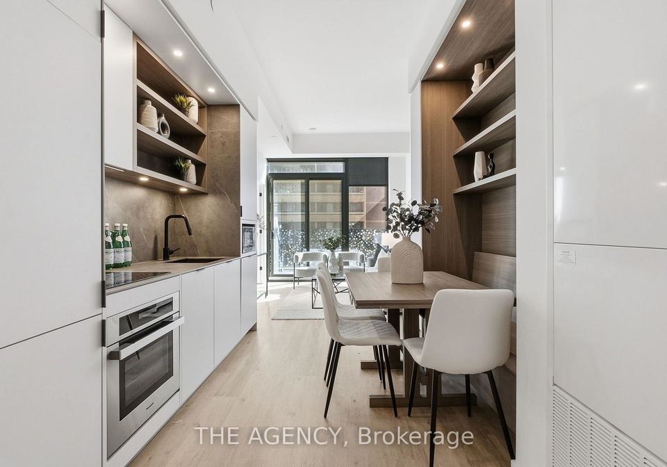 55-charles-street-e-toronto-toronto-ontario-c13785236