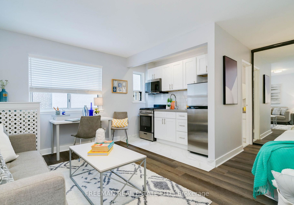 214-wellesley-street-toronto-toronto-ontario-c13785312