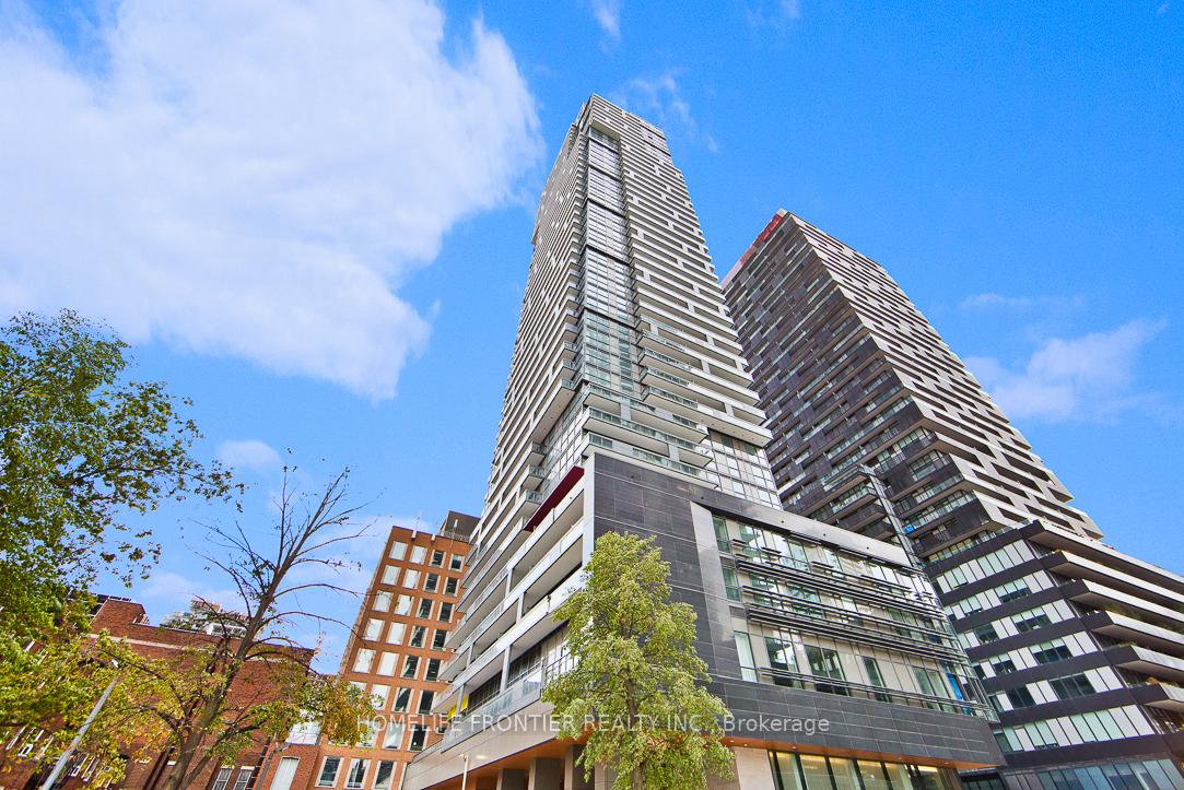 39-roehampton-avenue-toronto-toronto-ontario-c13785462